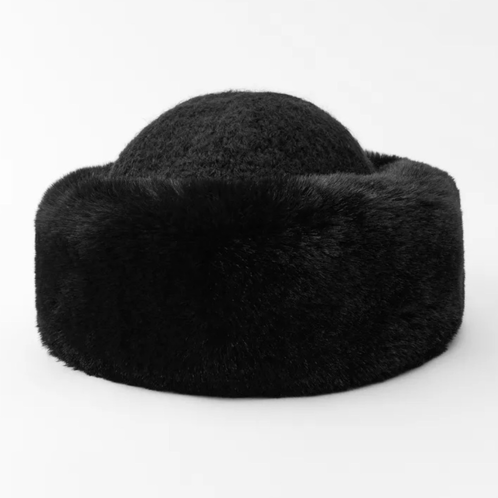ZARA FAUX FUR KNIT BEANIE